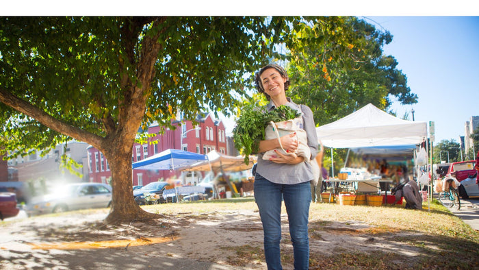 lady at farmers market 