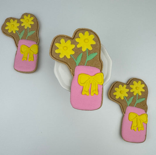 Flowers in Mason Jar - 3 treats